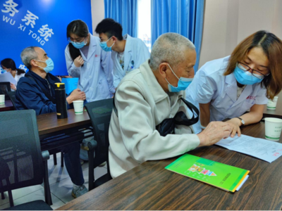 全民营养周科普进校园 公卫研究生党支部在行动